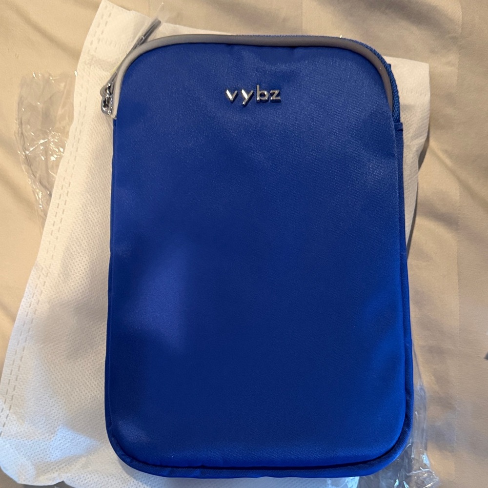 Blue Key & Card Holder
